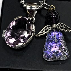 Smukt ametyst med englevedhæng