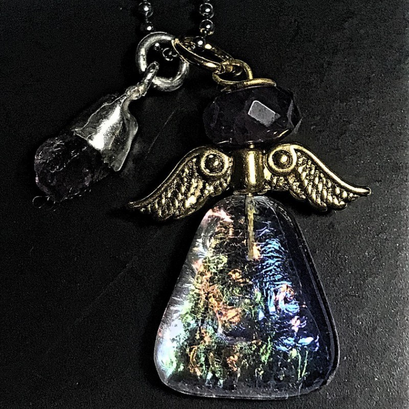 Mange farver og en lille ametyst