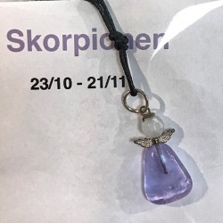 Skorpion glasengel med månesten