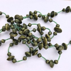 Grøn lang kæde i papir