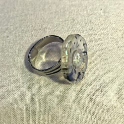 Lys lys grønlig ring med glas Lys lys grønlig ring med glas