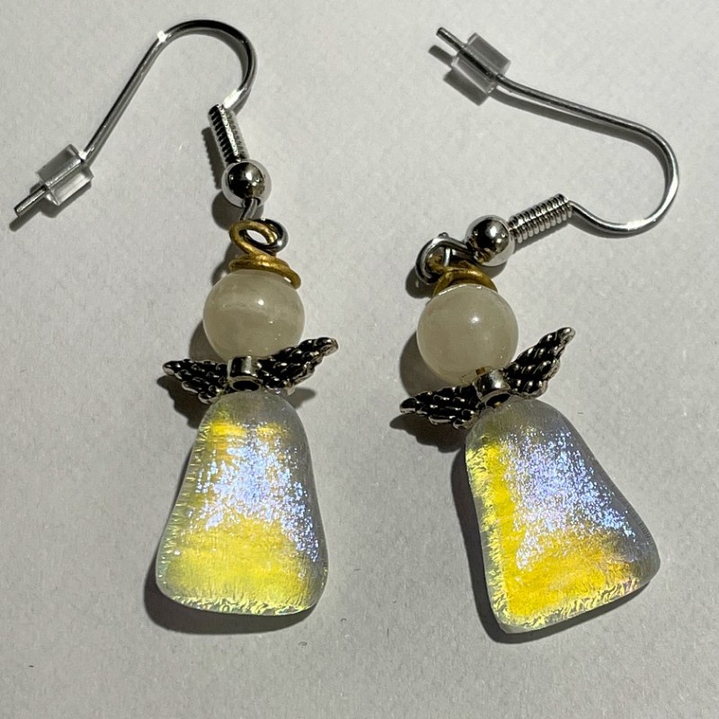 Smukke glasøreringe med månesten