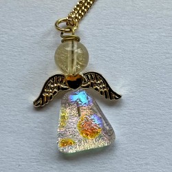 Lille rosa engel med spil