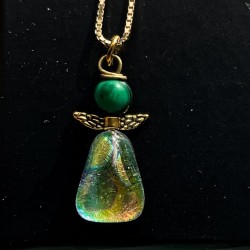 Rafael engel med gylden kjole