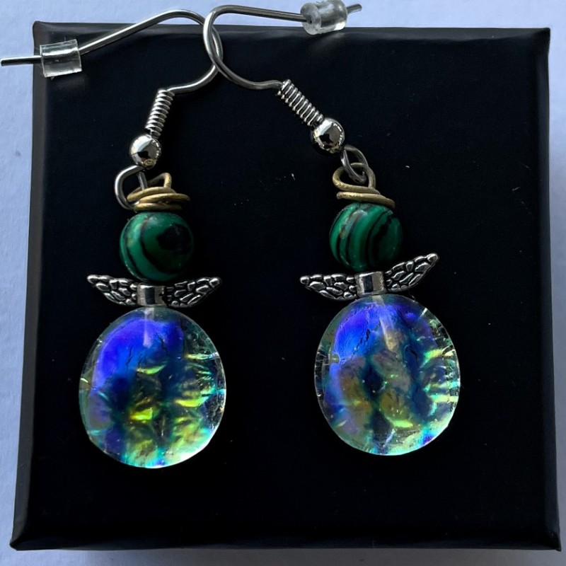 Grønne skinnende engleøreringe