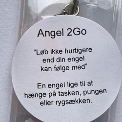 Mini engel til tasken - lys blå