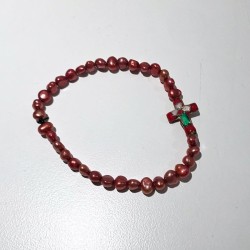 Røde ferskvandsperler i armbånd