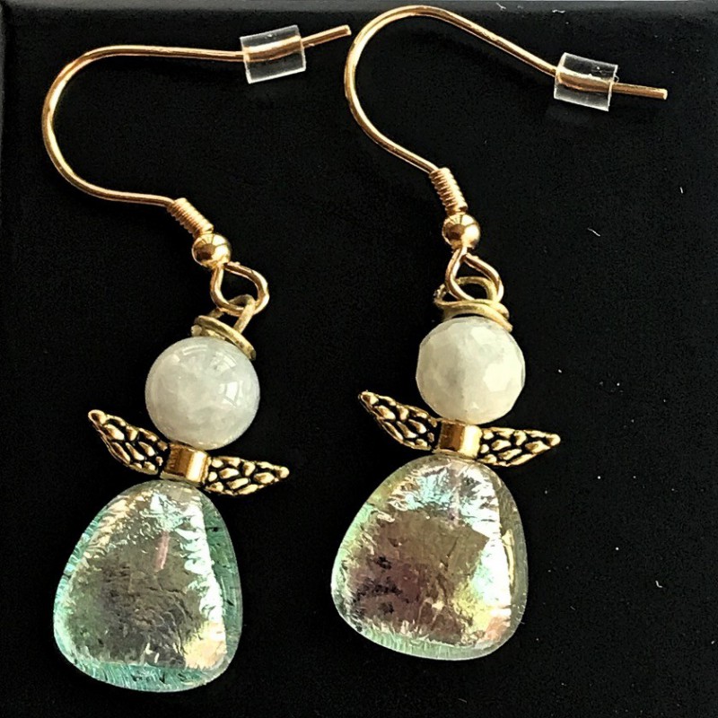 Månesten og bjergkrystal