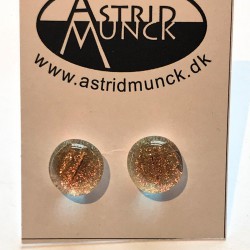 Orange skinnende ørestikkers