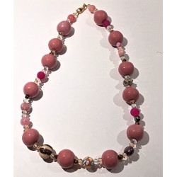 Lys pink kæde med lerperler