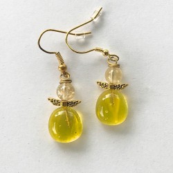 Lyse grønne øreringe med malakit