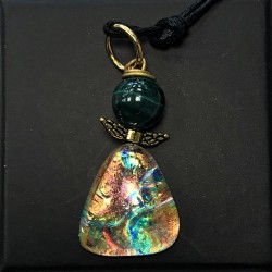 Gylden engel med malakit