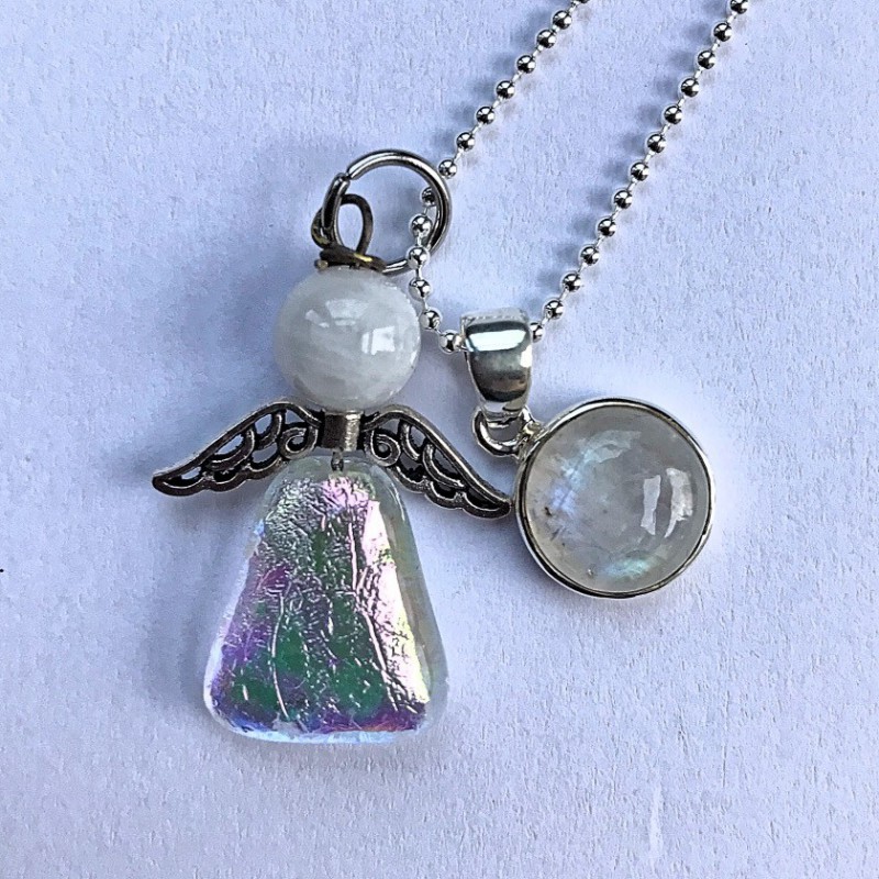 Perle engel med månesten Perle engel med månesten